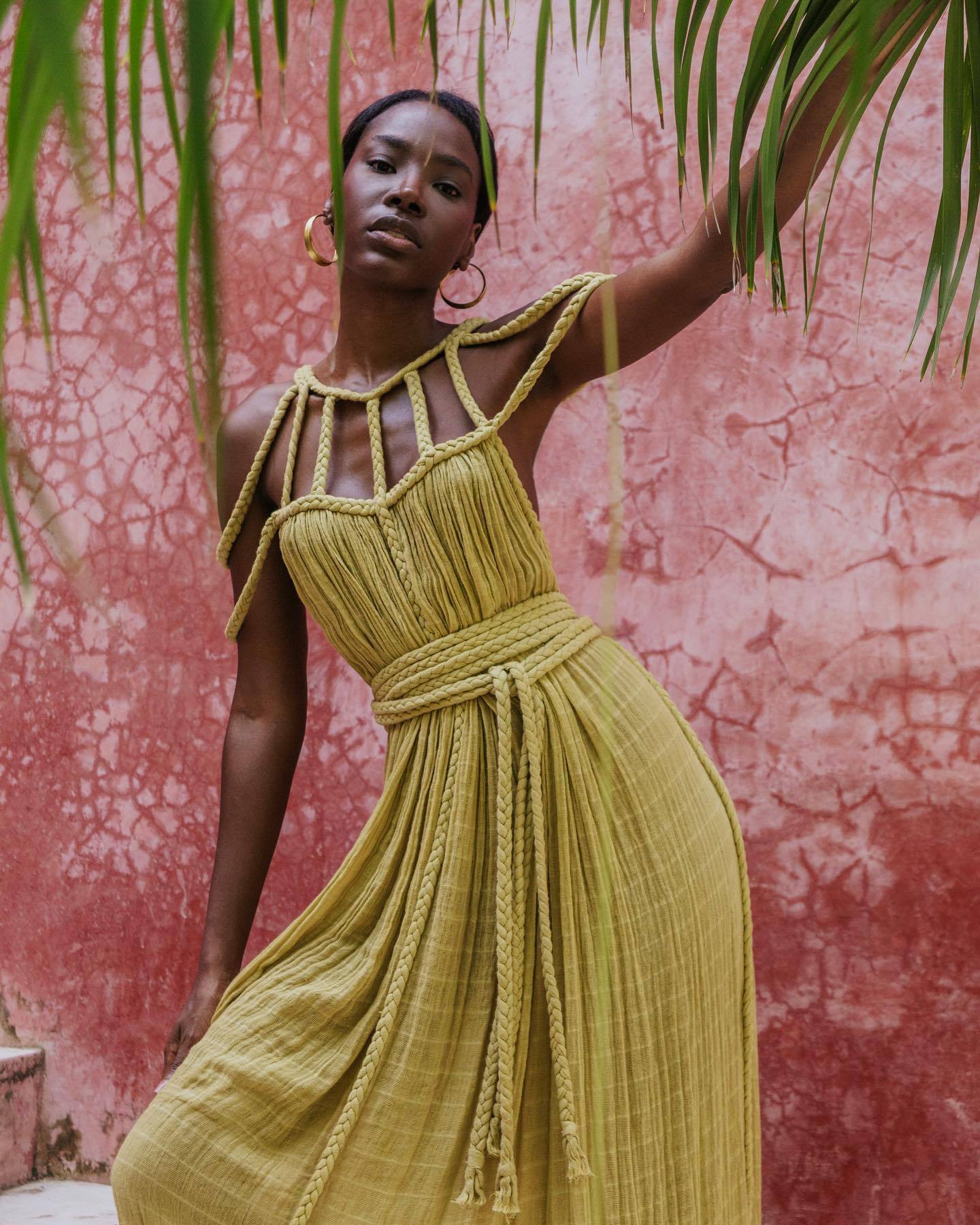 Vestido largo bohemio con tirantes y hombros descubiertos para mujer en varios colores