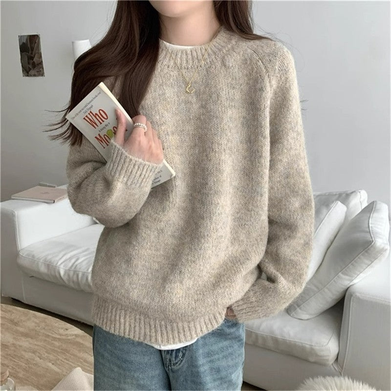 Round Neck Pullover Sweater