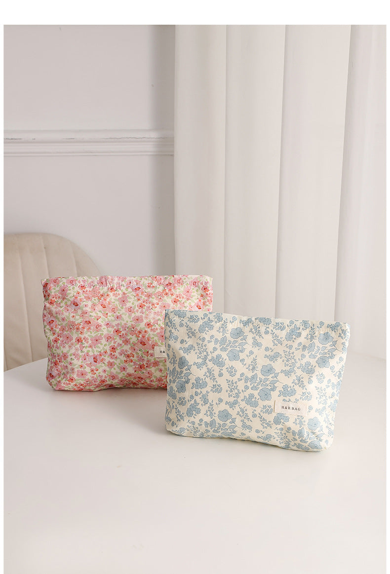 Sweet Simple Floral Print Cosmetic Bag