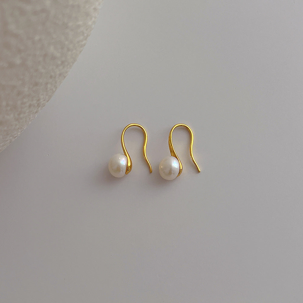 Pearl Simple Elegant Metal Earrings