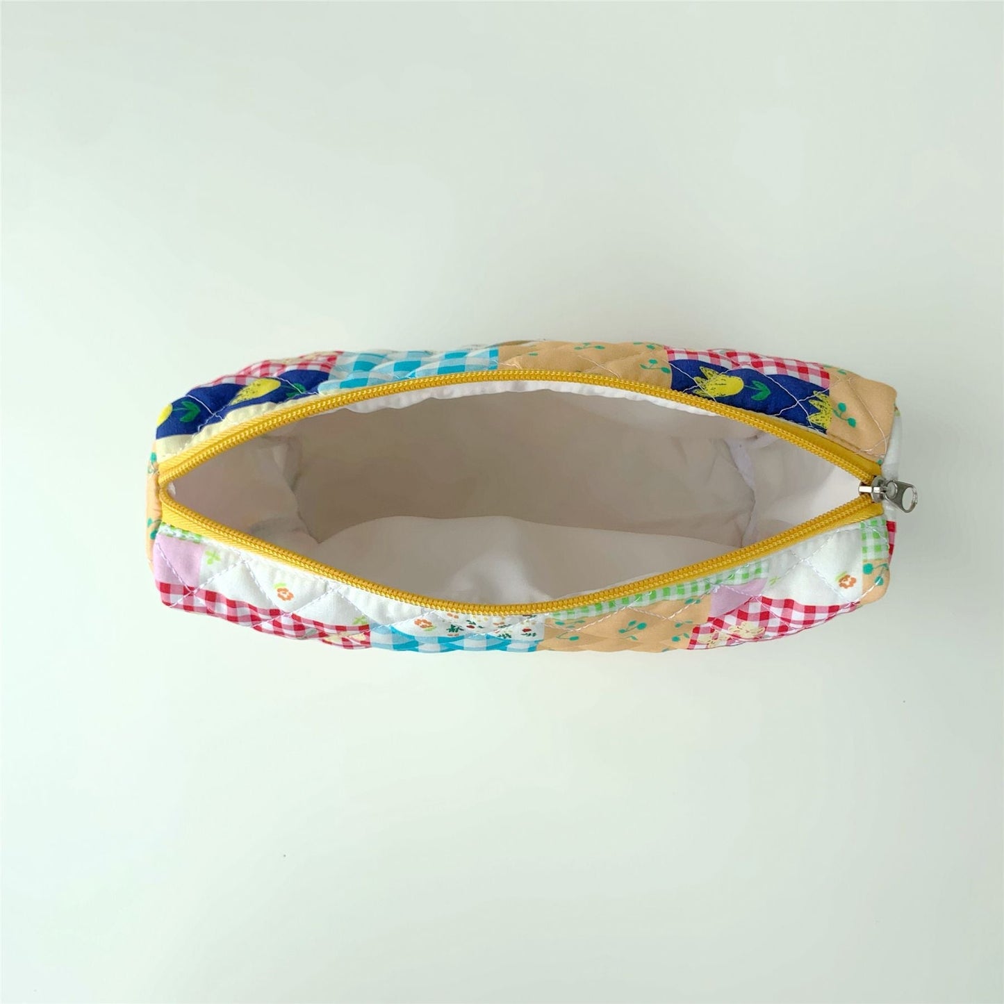 Flowal Print Simplle Make Up Bag