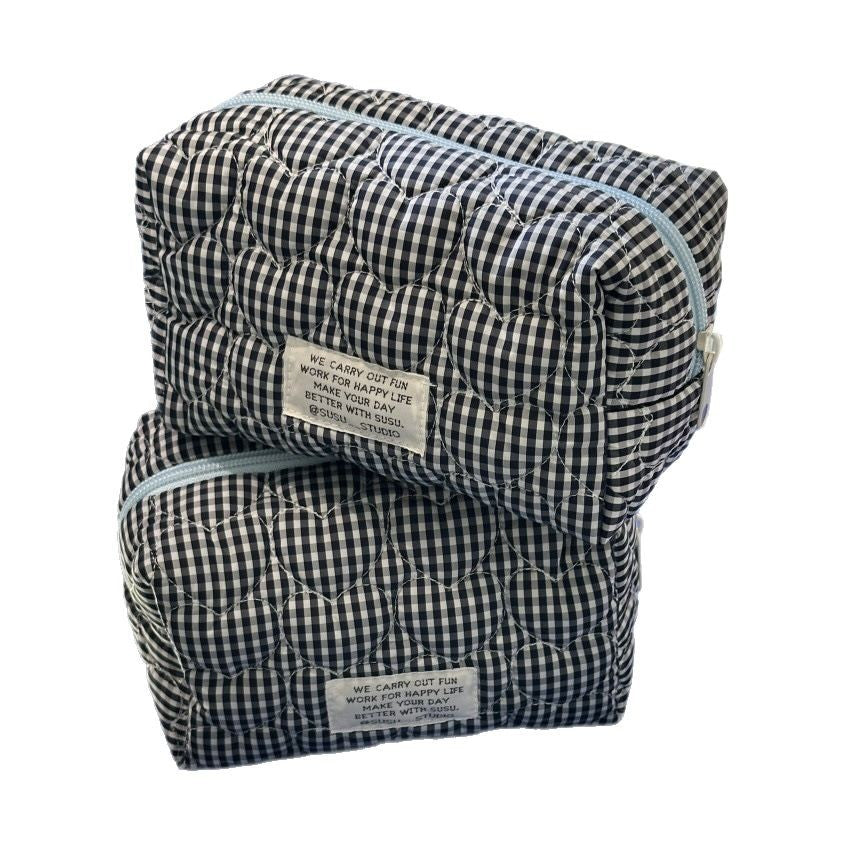 Cute Heart Plaid Travel Cosmetic Organizer