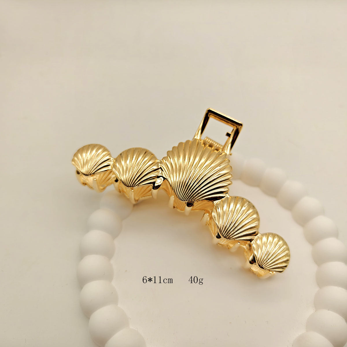 Elegant Striped Scallop Shell Hair Clip