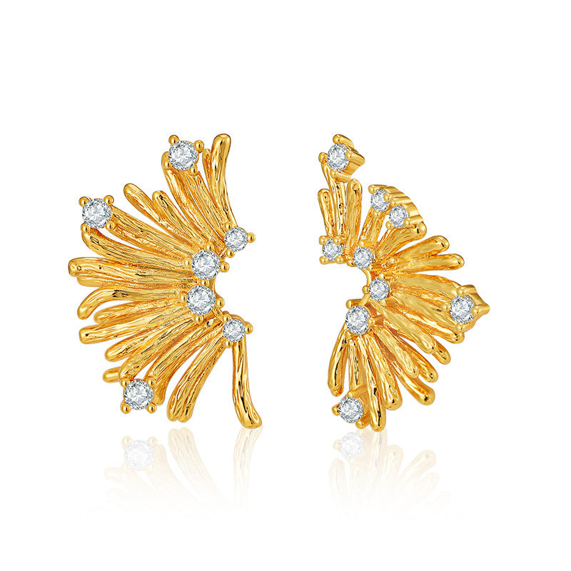 Irregualr Line Zircon Delicate Stud Earrings
