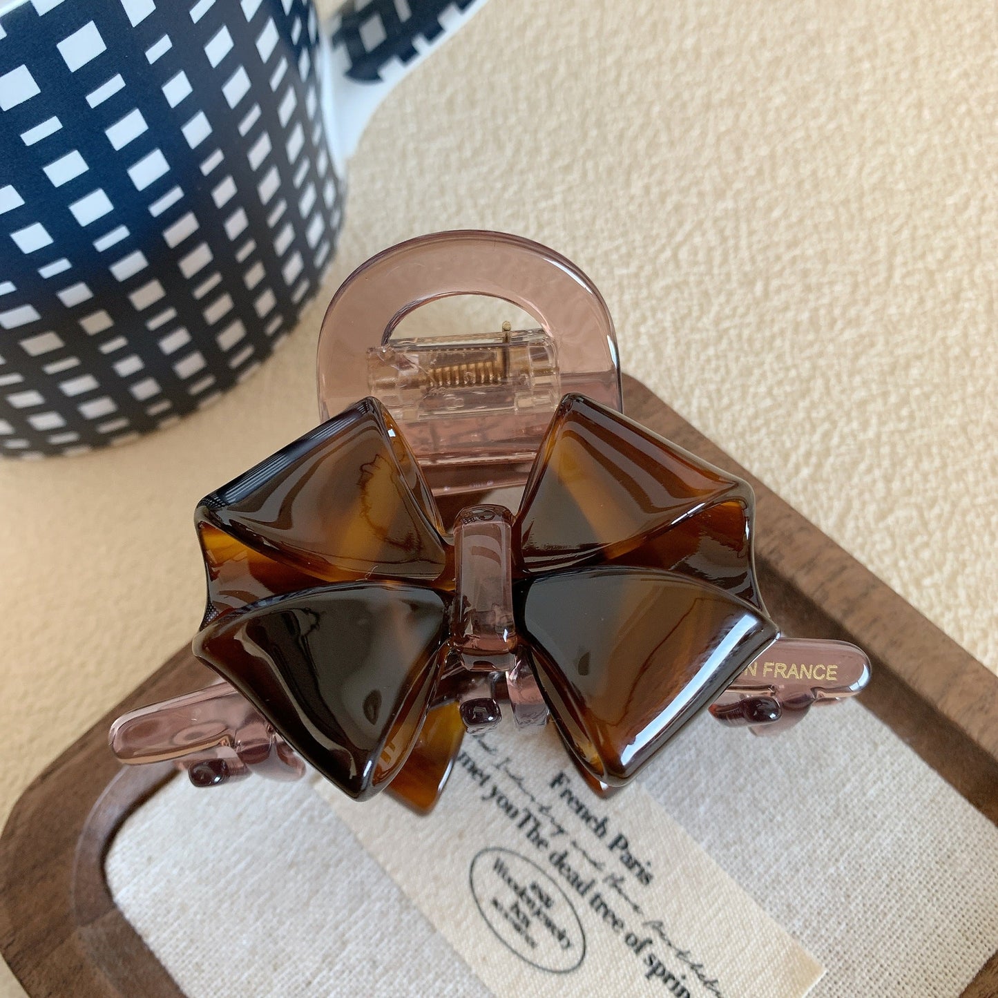 Bow Tie Sweet Claw Clip