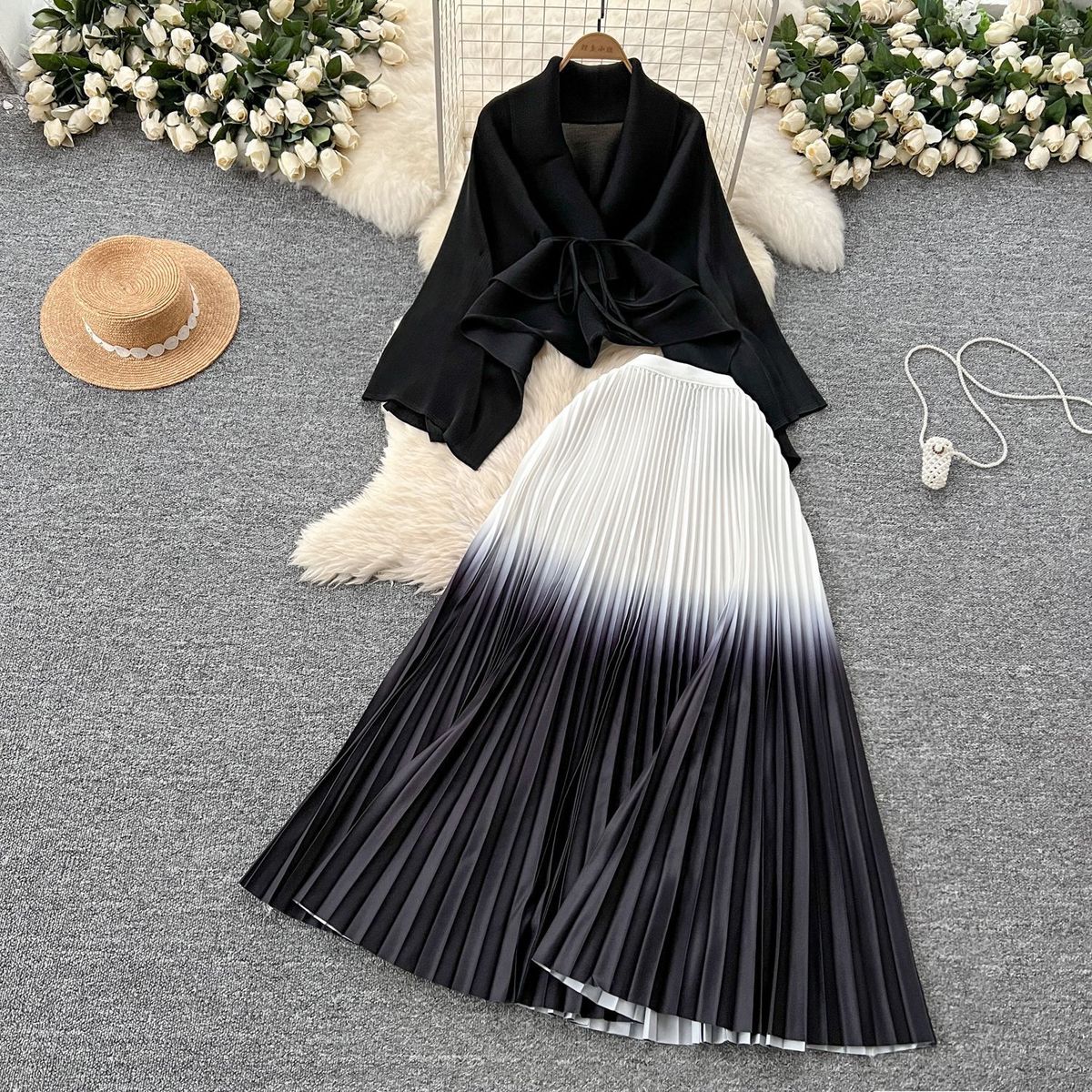 Women Gradient Color Lace-Up Blouse Pleated Skirt Set