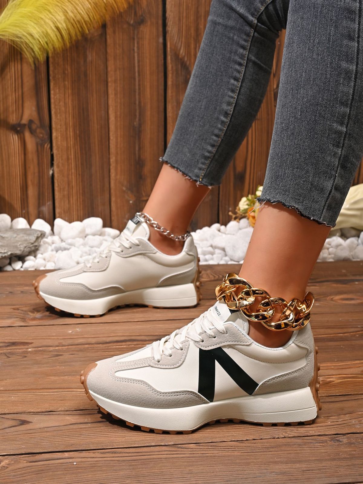 Zapatillas deportivas informales de suela gruesa con contraste de color para mujer