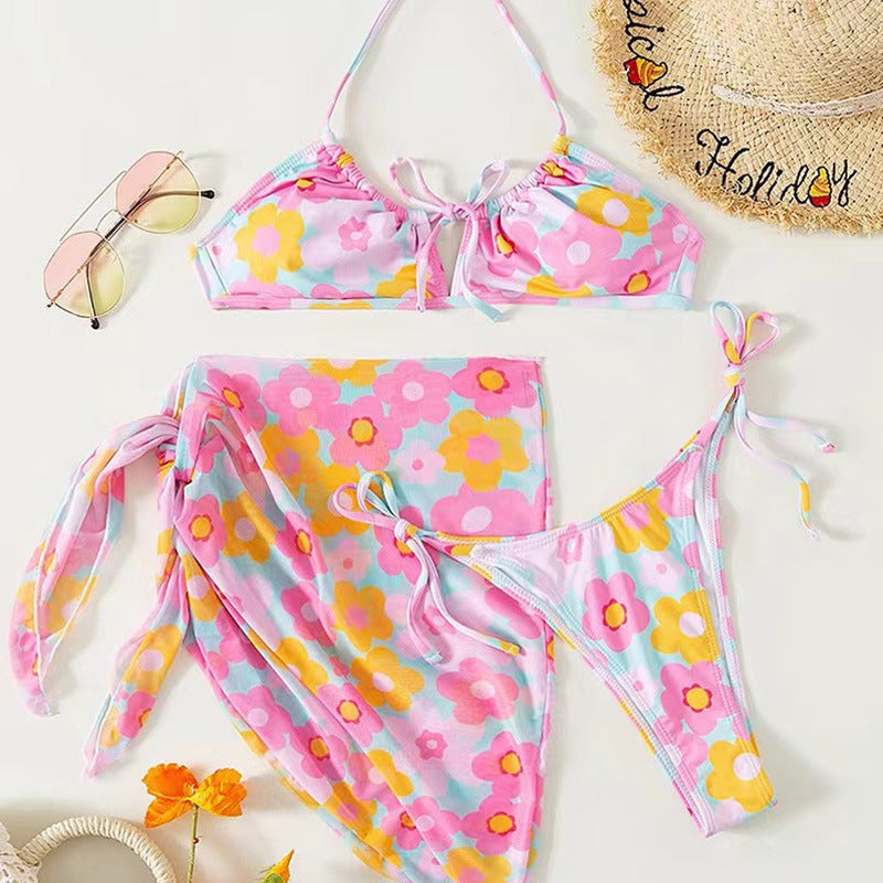 Conjunto de bikini sexy con cuello halter y estampado floral a la moda para mujer