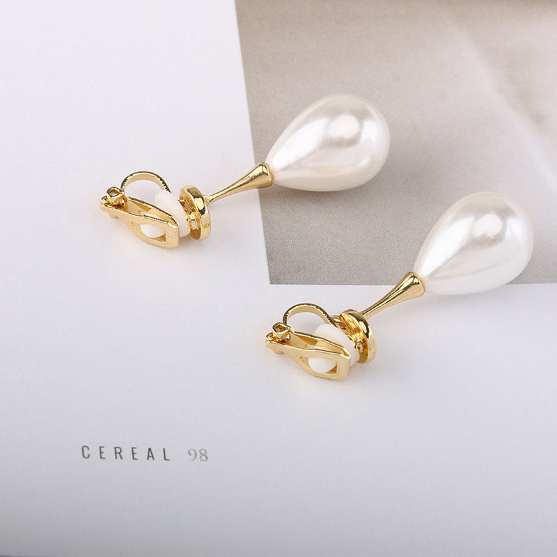 Women Simple Elegant Pearl Ear Clip