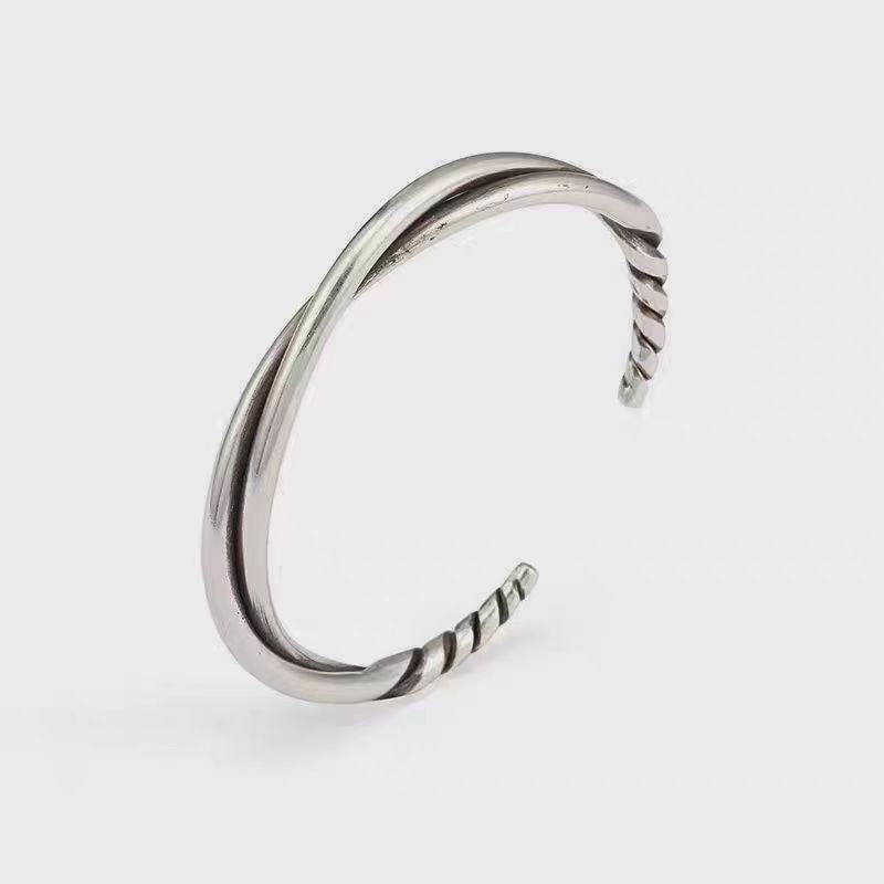 Men Fashion Simple Twist Bracelet Alloy Geometric Style