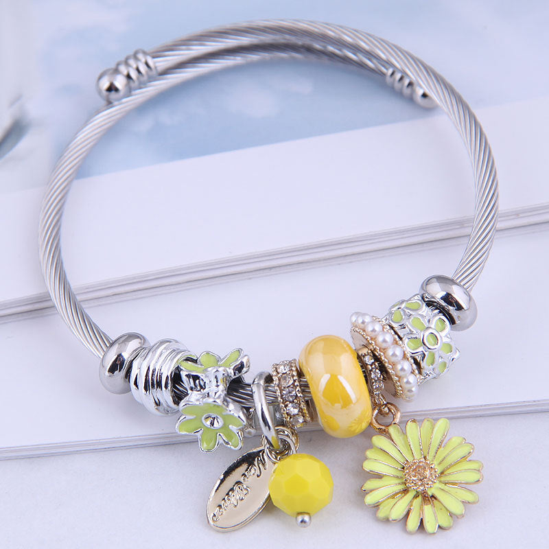 Bohemian Beaded Daisy Crystal Bracelet