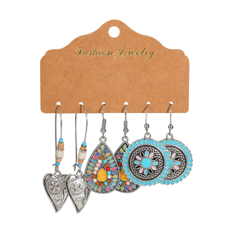 Pendientes bohemios multicolores con forma de corazón