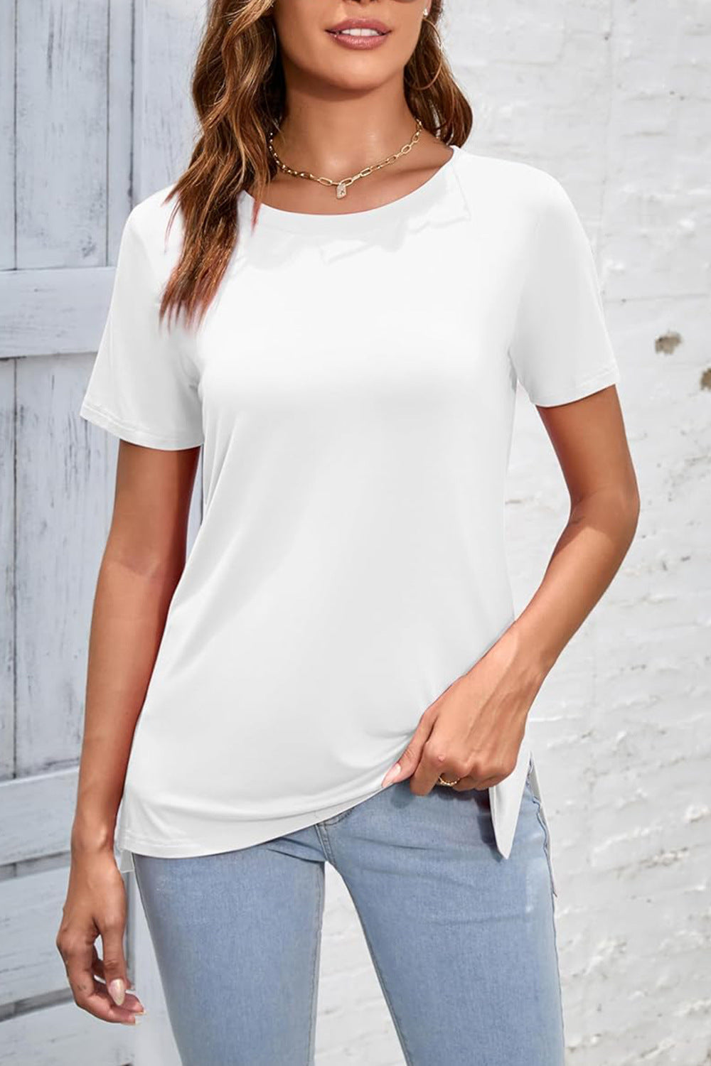 Camiseta sencilla de manga corta con cuello redondo y color liso para mujer