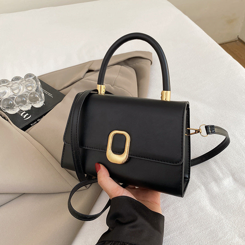 Bolso de hombro cuadrado pequeño con hebilla de metal simple e informal para mujer - Bandolera minimalista de PU