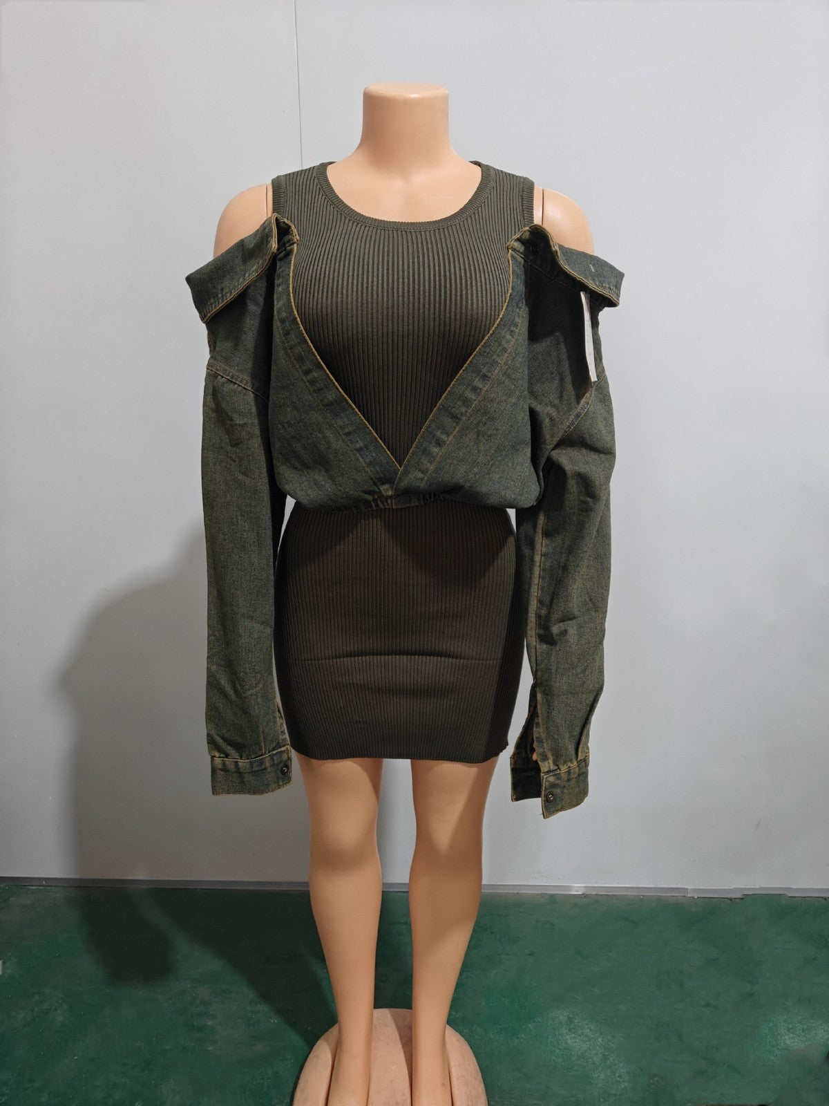 Vestido de manga larga con costuras vaqueras creativas a la moda para mujer