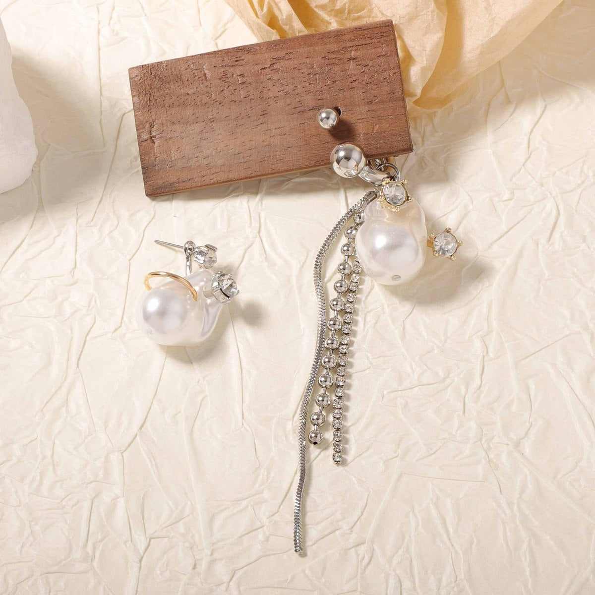 Women Fashion Asymmetric Zircon Long Tassel Earrings in Silver