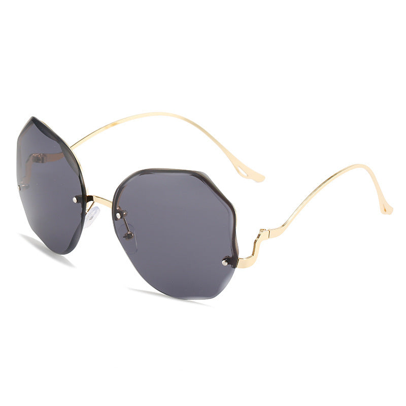 Gafas de sol sin marco con borde de arco metálico poligonal de moda