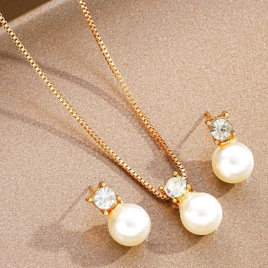 Conjunto de collar y pendientes con perlas de circonita elegantes a la moda para mujer