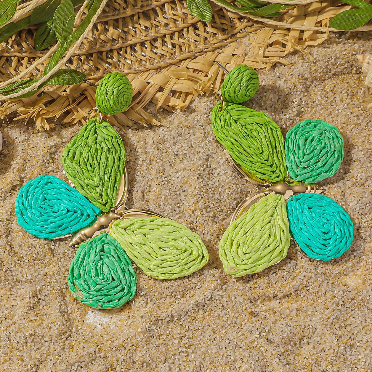 Boucles d'oreilles papillon multicolores en raphia pour femmes