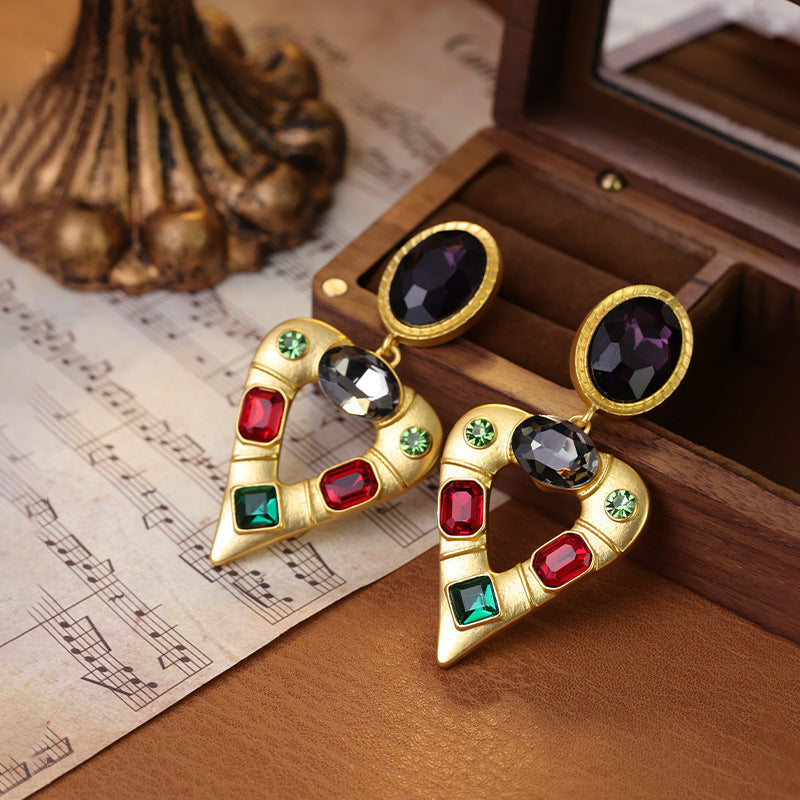 Pendientes bohemios de diamantes de imitación en forma de corazón para mujer