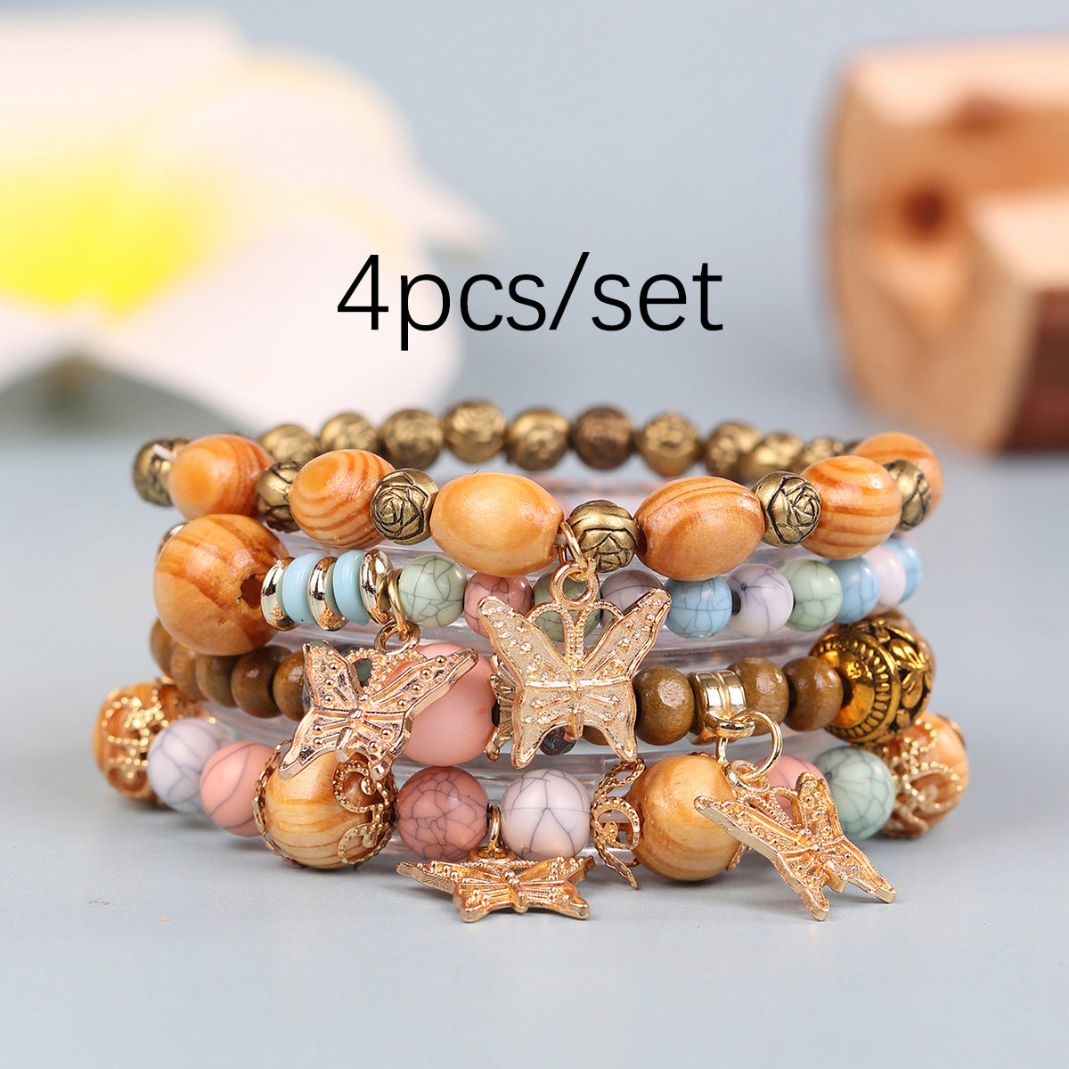 Pulsera multicapa con mariposas y cuentas estilo bohemio vintage