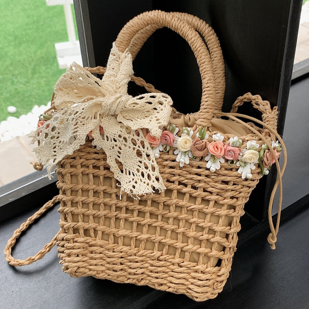 Women Fashion Casual Vacation Straw Woven Beach Handbag