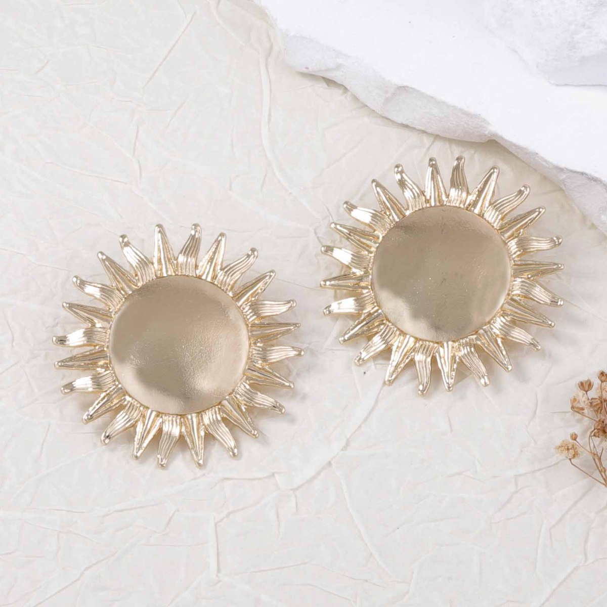 Women Fashion Simple Alloy Sunflower Earrings - Gold Silver Jewelry