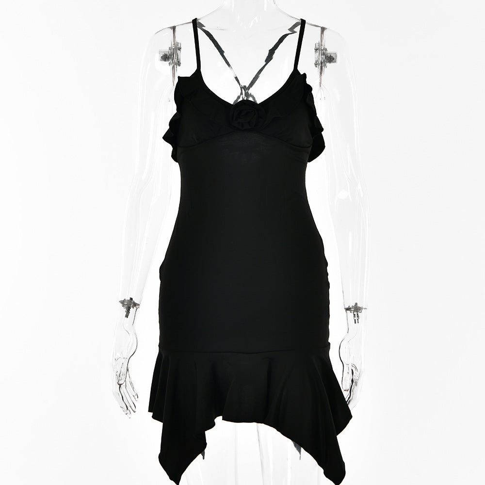 Robe courte à bretelles spaghetti et col en V pour les vacances
