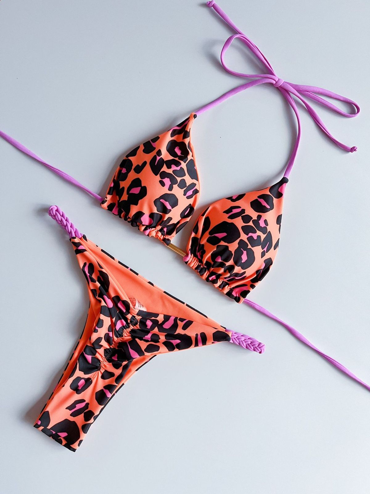 Traje de baño bikini sexy con cuello halter y estampado a la moda para mujer