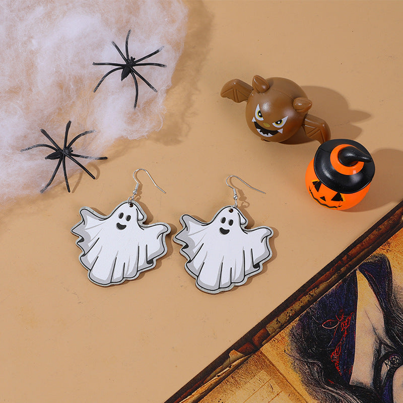 Pendientes de madera divertidos de Halloween con diseño de araña, murciélago, fantasma y calabaza.