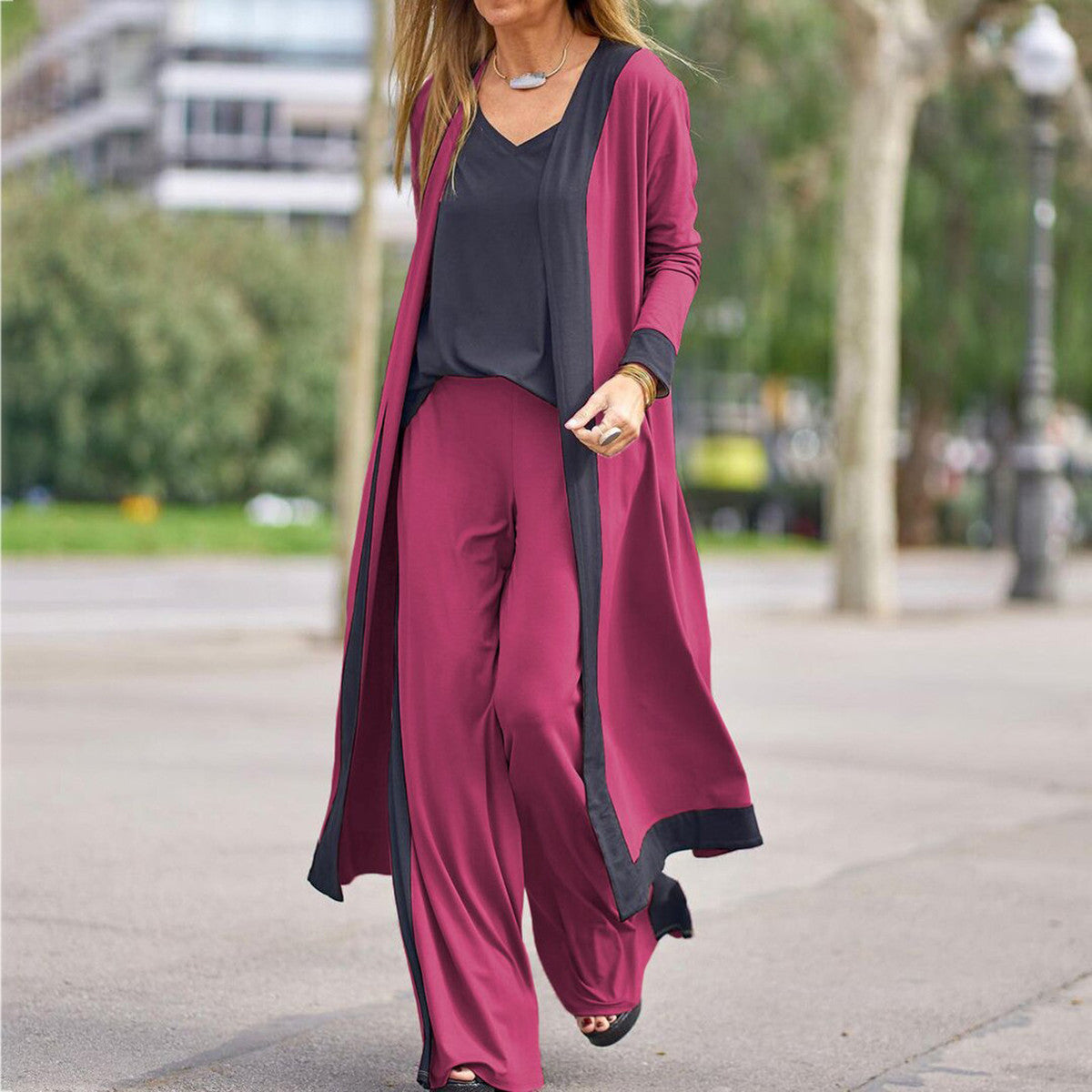 Conjunto de camiseta sin mangas informal de color contrastante a la moda para mujer