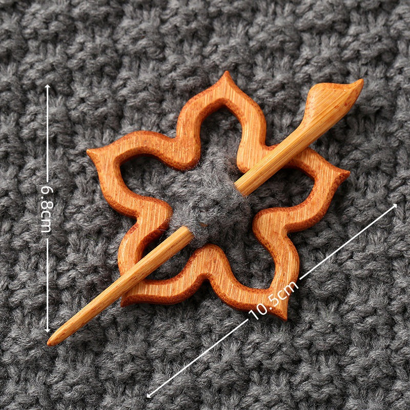 Broches en bois représentant des animaux pour la mode féminine