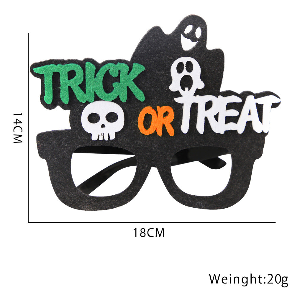 Décoration de fête d'Halloween avec des lunettes en plastique