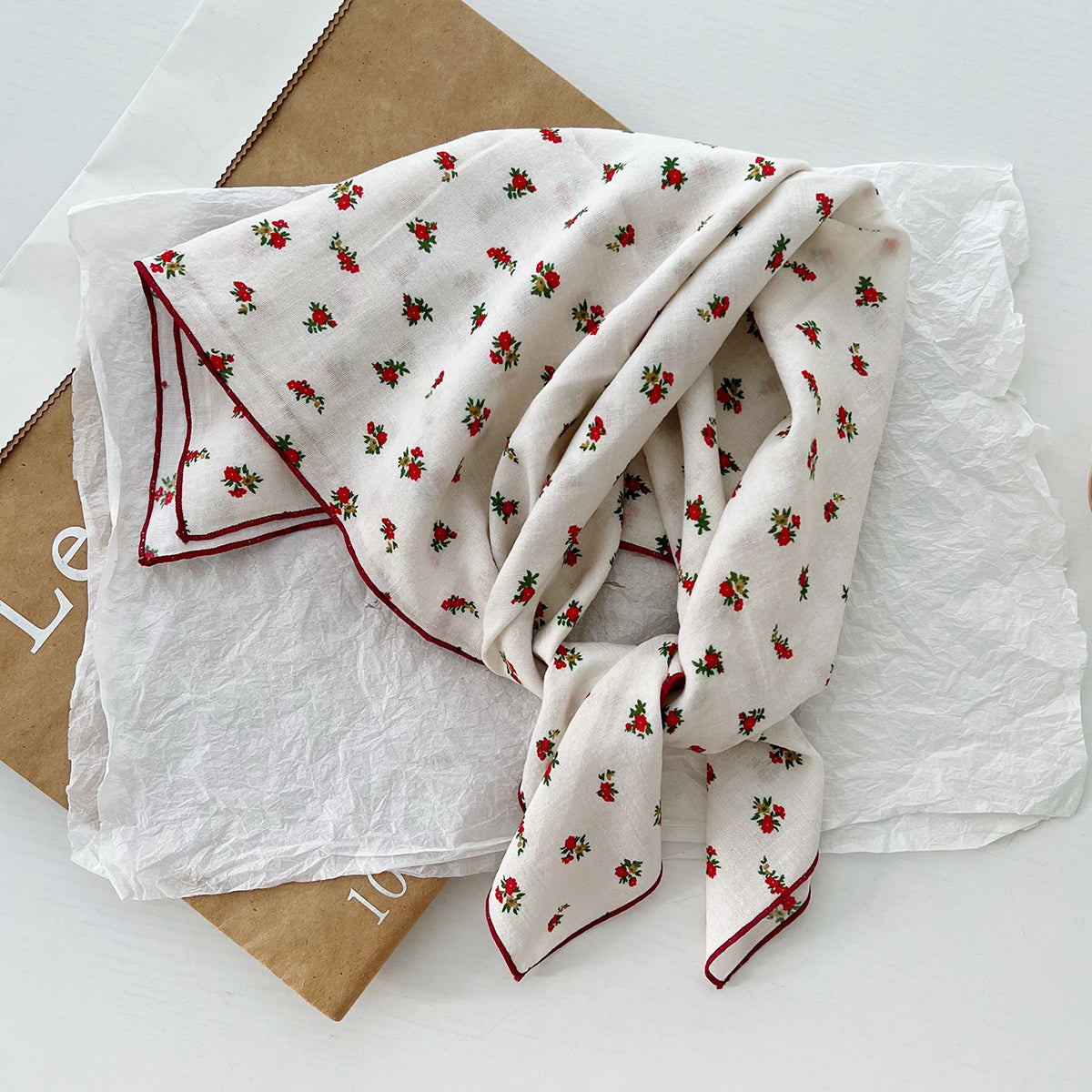 Bufanda de seda cuadrada con estampado floral informal para mujer, accesorio de moda de algodón