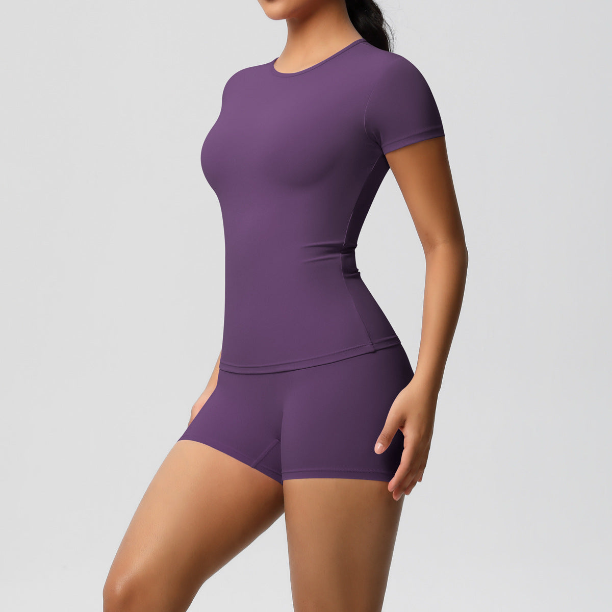 Ensemble de yoga décontracté pour femme, t-shirt à manches courtes et short moulant de couleur unie