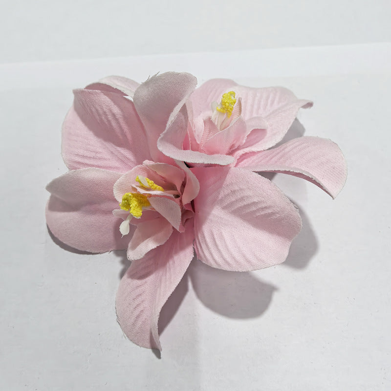Accesorios florales para el cabello para vacaciones en la playa bohemias