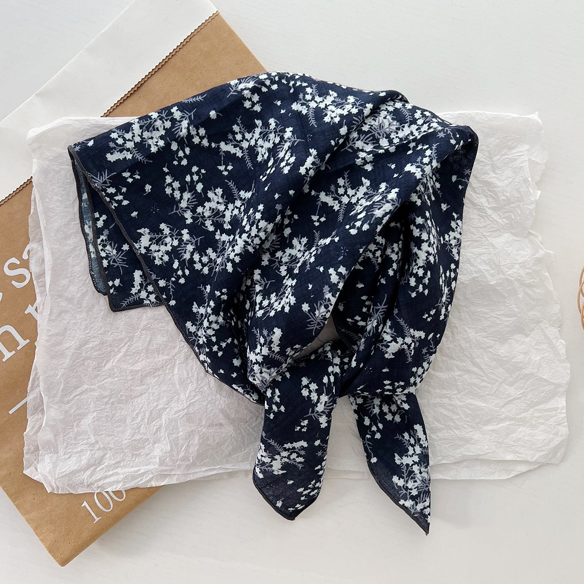 Bufanda de seda cuadrada con estampado floral informal para mujer, accesorio de moda de algodón