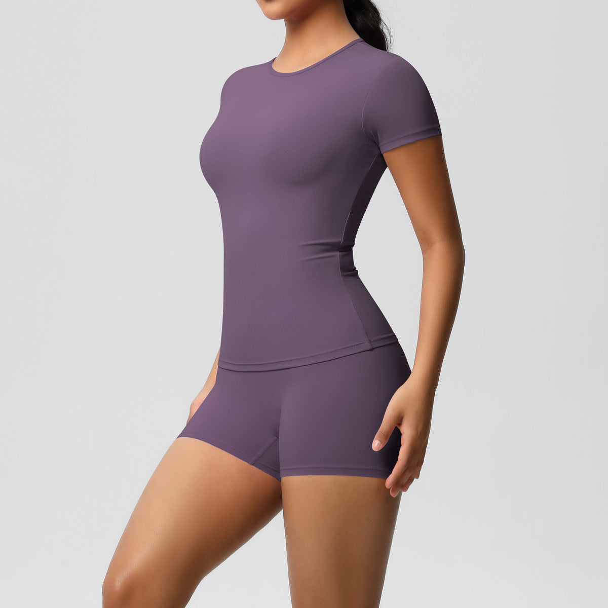 Ensemble de yoga décontracté pour femme, t-shirt à manches courtes et short moulant de couleur unie