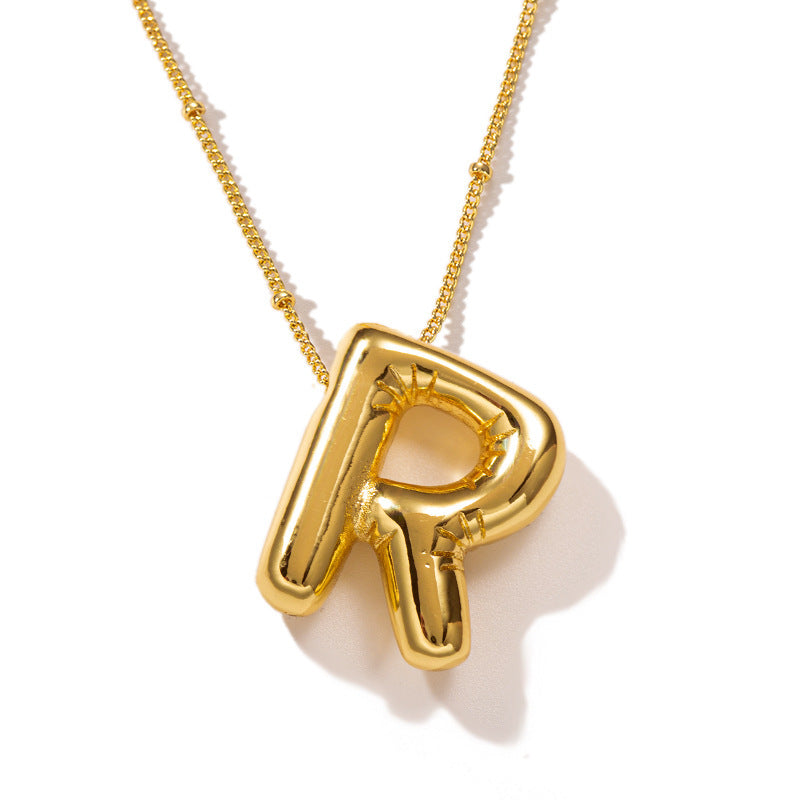 Collar con colgante de 26 letras de acero inoxidable de moda