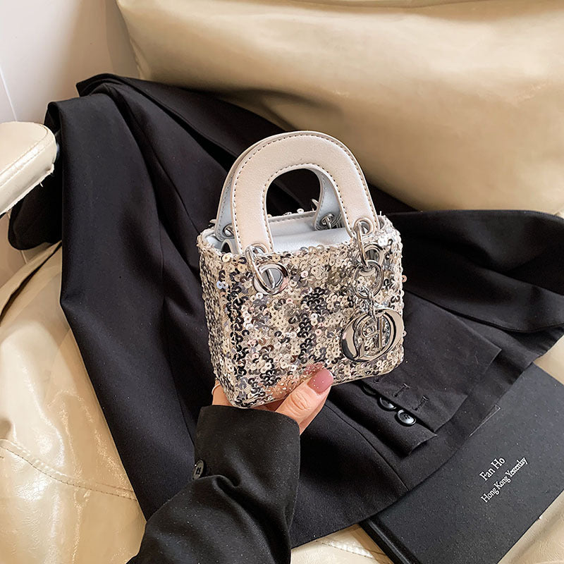 Mini bolso bandolera de verano con lentejuelas brillantes y correa de perlas
