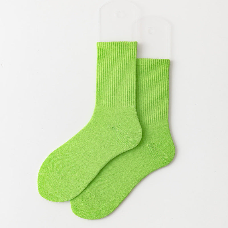 Calcetines casuales de algodón de color sólido para mujer