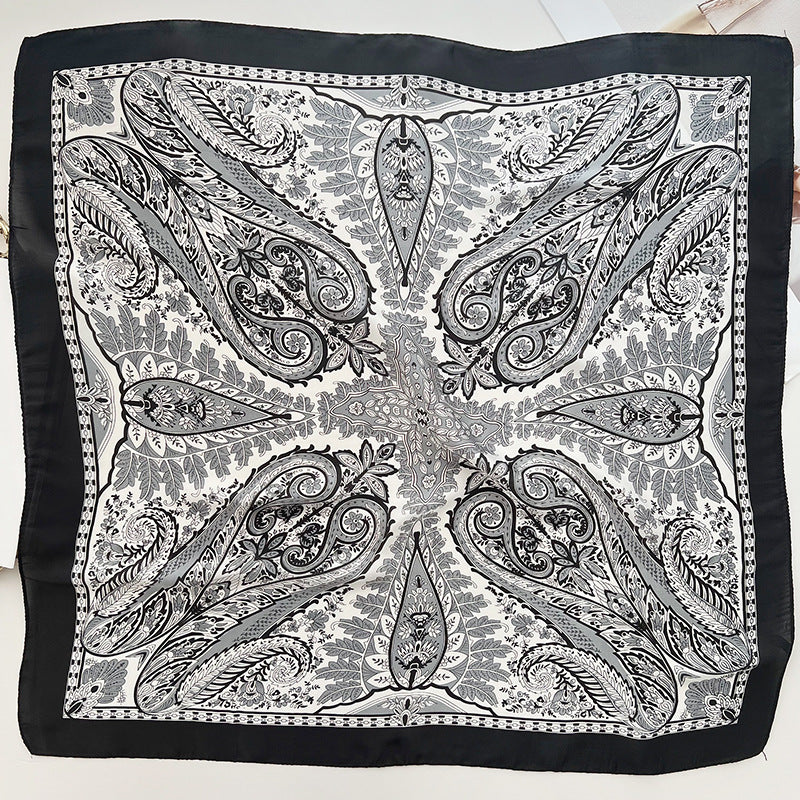 Foulard carré en soie à fleurs de cajou pour femme
