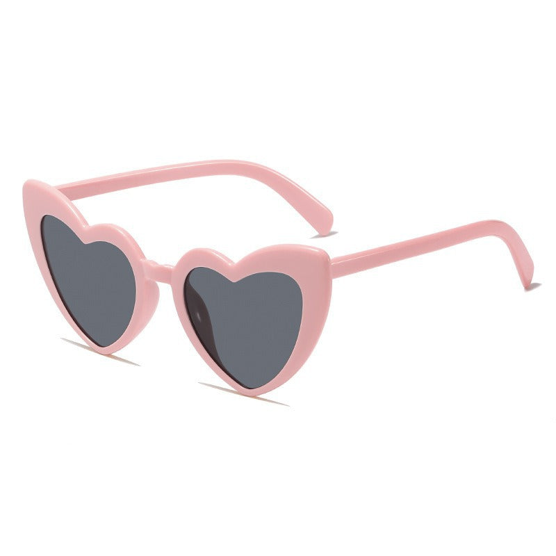 Retro Heart Shaped Sunglasses Resin Frame Literature and Art Style