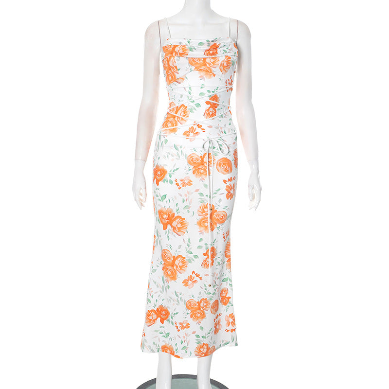 Vestido elegante ajustado con tirantes finos y estampado floral para mujer