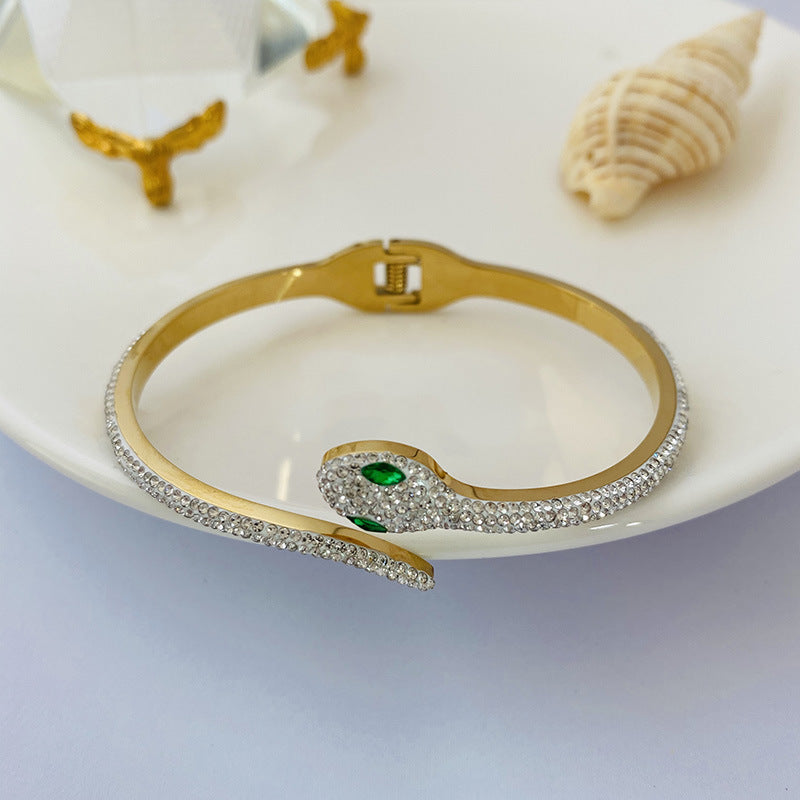 Pulsera de serpiente con circonitas cúbicas sencillas a la moda para mujer