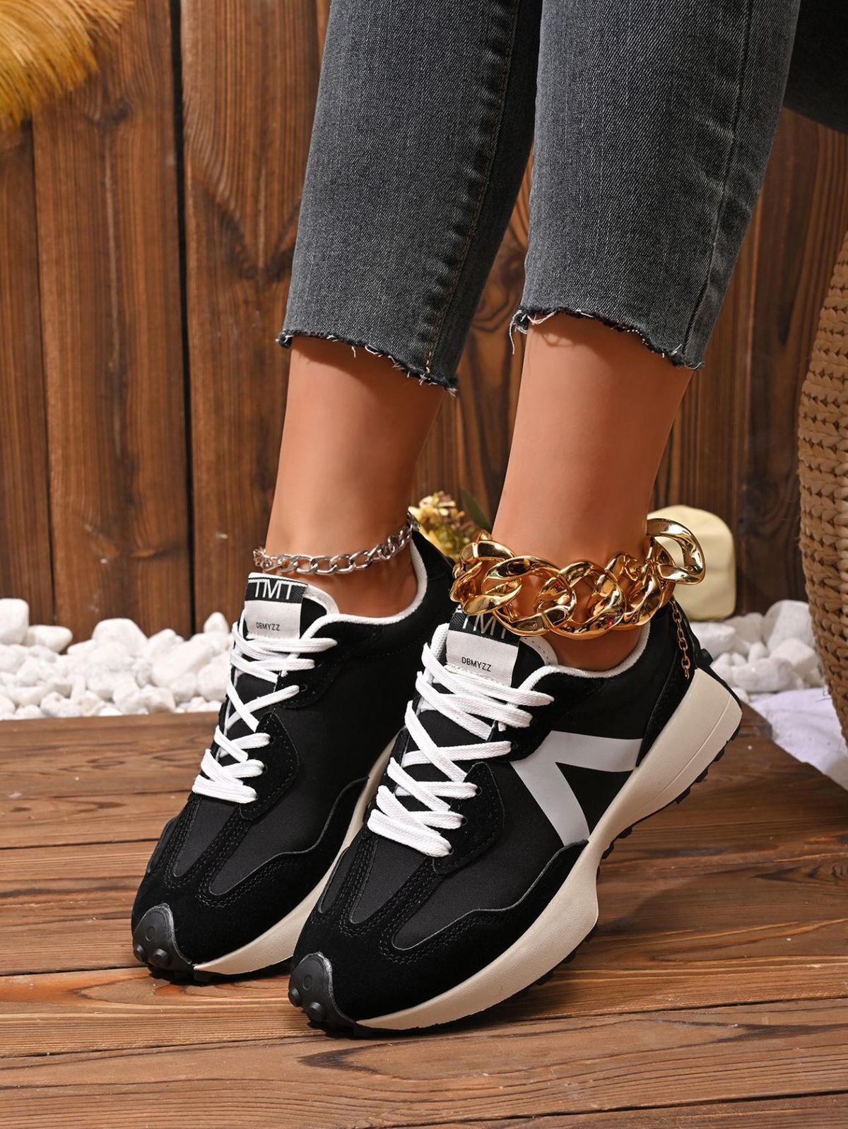 Zapatillas deportivas informales de suela gruesa con contraste de color para mujer
