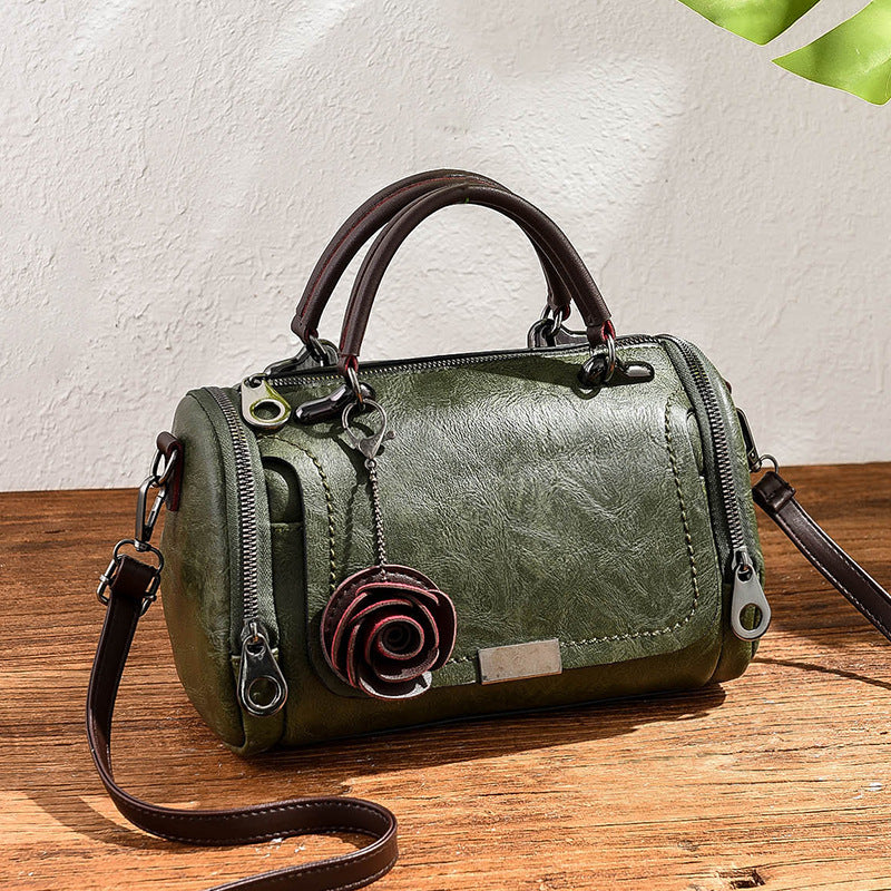Bolso de mano retro con colgante de flor pequeña de color sólido para mujer