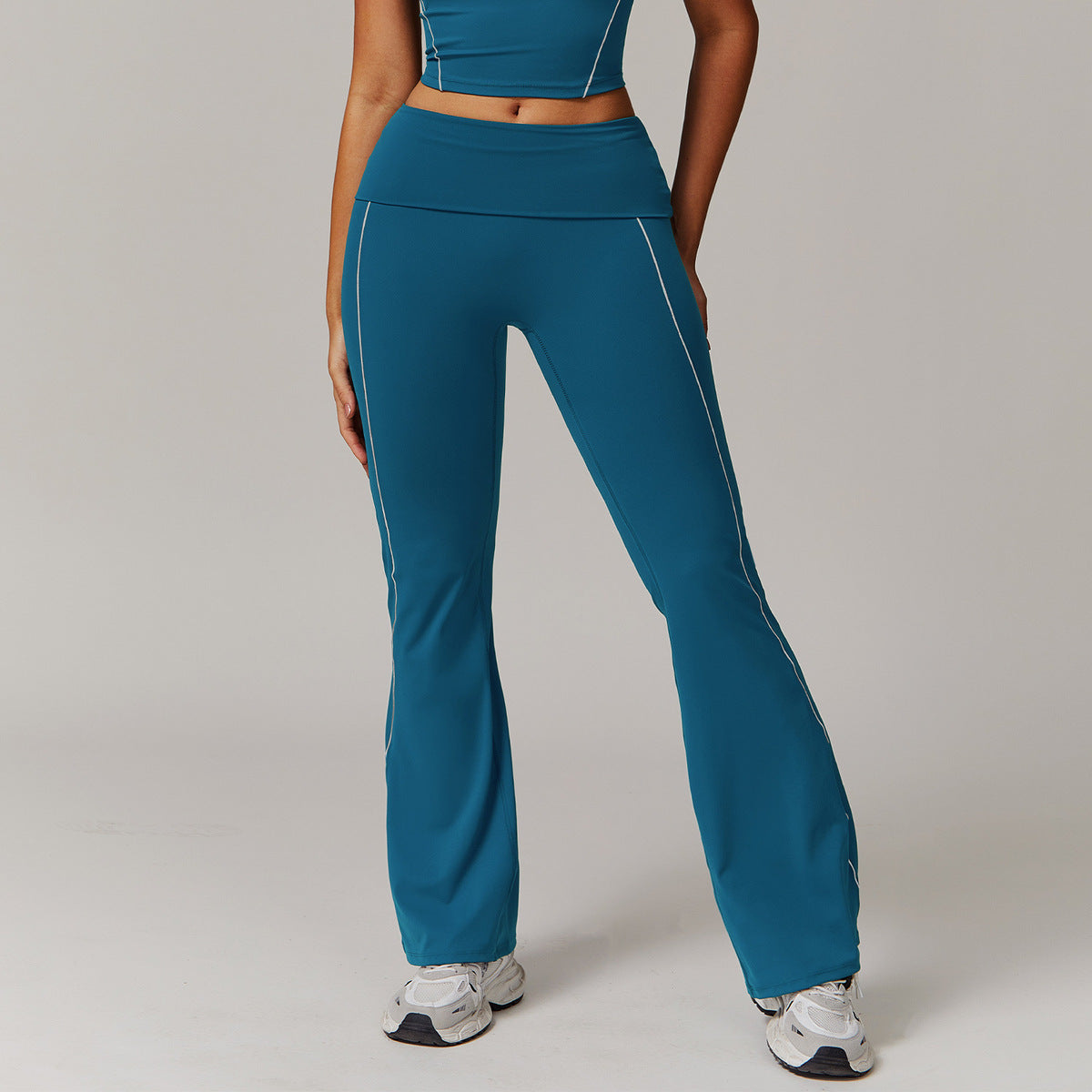 Pantalon évasé contrasté pour femme avec coutures de yoga
