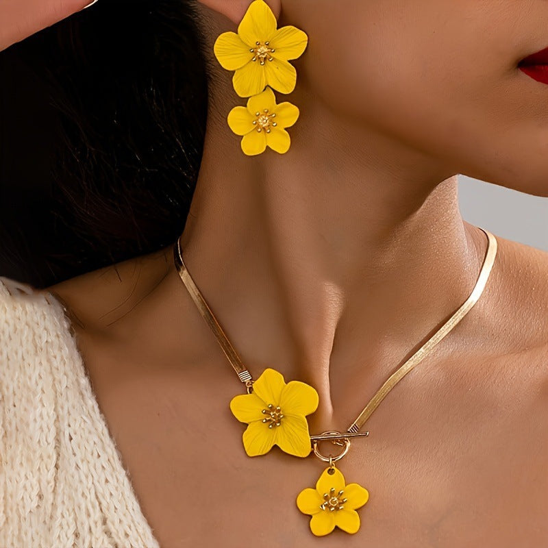 Elegant Alloy Floral Pendant Necklace Earrings Set - Fashion Jewelry