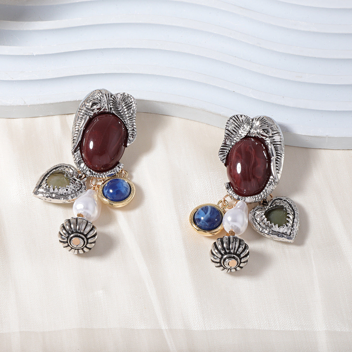 Pendientes retro de imitación de perla con forma de animal para mujer